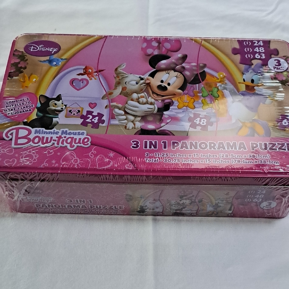 Disney Pink Minnie Mouse Puzzle Set